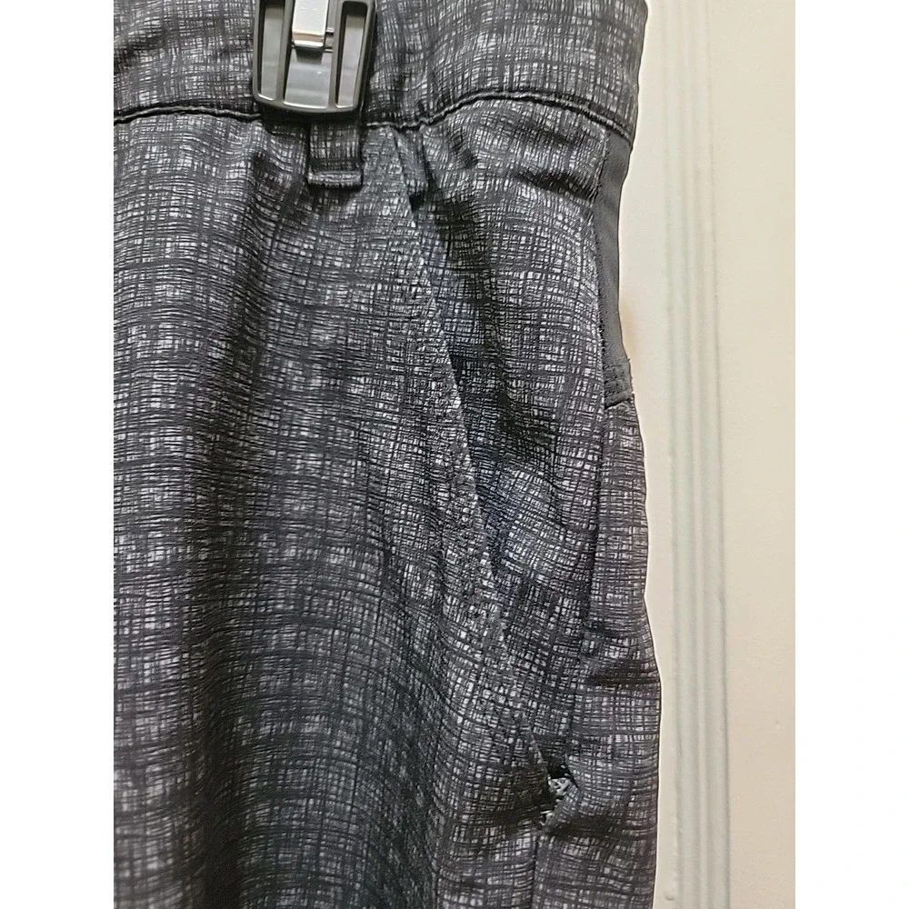 Adidas Golf Shorts Mens 32 Polyester Wicking Performance Black Gray Abstract